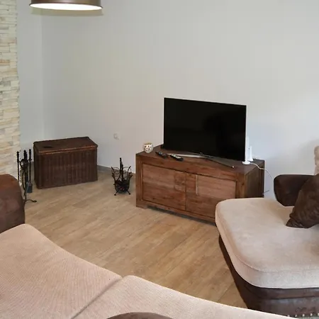 Ferienhaus Gorgeous In With Kitchen *