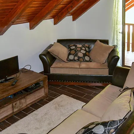 Ferienhaus Gorgeous In With Kitchen *